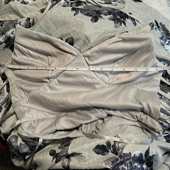 City Studios Juniors Lace-Up Floral Glitter Silver Charcoal Ball Gown Formal sz5 - Picture 14 of 16